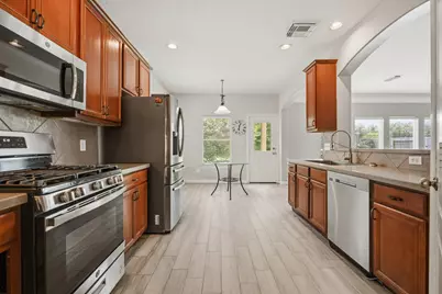 2753 Rio Bella Court, League City, TX 77573 - Photo 10