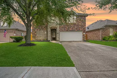 2753 Rio Bella Court, League City, TX 77573 - Photo 2