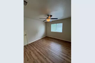 993 Oak Glen Drive, Willis, TX 77378 - Photo 8