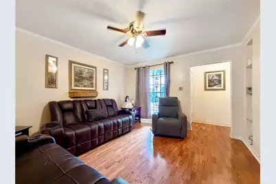 5223 Heathercrest Street, Houston, TX 77045 - Photo 2