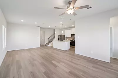 12038 Shining Lake Drive, Baytown, TX 77523 - Photo 4