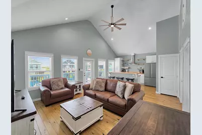 1032 Sunset Circle W, Crystal Beach, TX 77650 - Photo 16