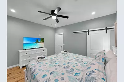 1032 Sunset Circle W, Crystal Beach, TX 77650 - Photo 28