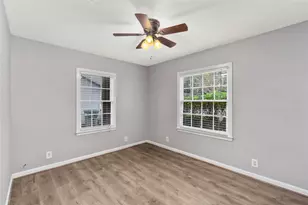 1110 Woods Dr, Liberty, TX 77575 - Photo 10