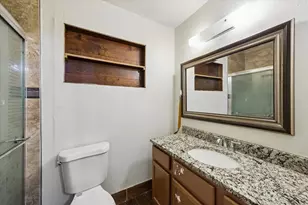 10910 Keese Dr, Houston, TX 77089 - Photo 14