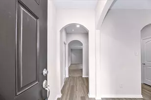 10642 Lost Maples Dr, Cleveland, TX 77328 - Photo 6