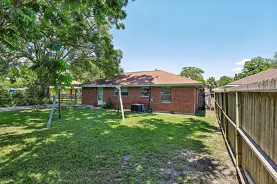 1501 Colby Drive, Baytown, TX 77520 - Photo 24