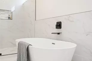 10608 Ashville Dr, Houston, TX 77051 - Photo 36