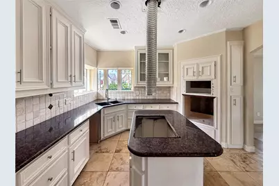 3310 Country Club Boulevard, Stafford, TX 77477 - Photo 10