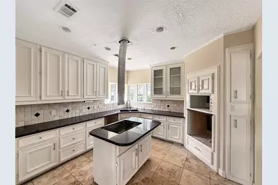 3310 Country Club Boulevard, Stafford, TX 77477 - Photo 10