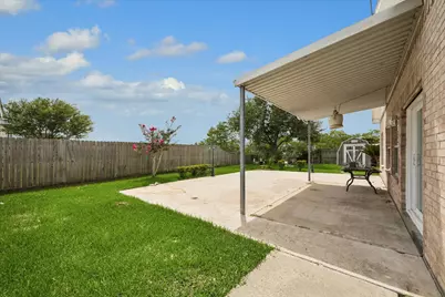 2709 Avenue D, San Leon, TX 77539 - Photo 14