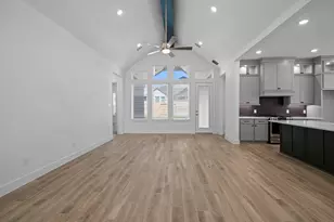 30834 Pigeon Vly Dr, Waller, TX 77484 - Photo 12