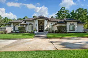 11 Turtle Cove Ct, Kingwood, TX 77346 - Photo 2