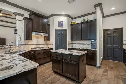 9048 Grand Lake Estates Drive, Montgomery, TX 77316 - Photo 16