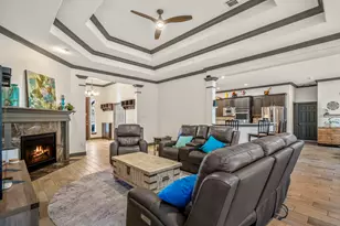 9048 Grand Lake Estates Dr, Montgomery, TX 77316 - Photo 12