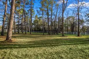 9048 Grand Lake Estates Dr, Montgomery, TX 77316 - Photo 40