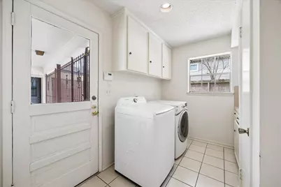 10835 Cranbrook Road, Houston, TX 77042 - Photo 26