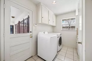 10835 Cranbrook Rd, Houston, TX 77042 - Photo 26