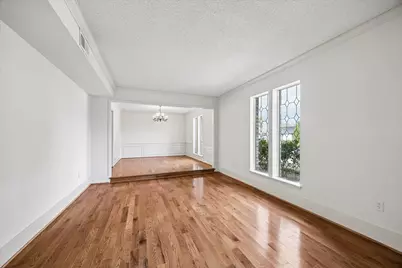 10835 Cranbrook Road, Houston, TX 77042 - Photo 8