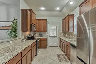 12942 Shady Grove Ln, Montgomery, TX 77356 - Photo 8