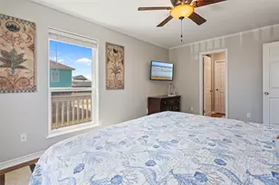 2592 Whitecap, Crystal Beach, TX 77650 - Photo 28