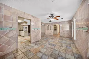 201 Amber Ln, League City, TX 77573 - Photo 12