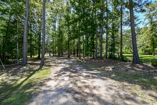 180 Maurine Ln, Cleveland, TX 77328 - Photo 32