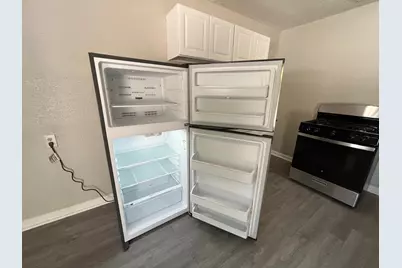 4831 Sycamore Avenue Avenue #04, Pasadena, TX 77503 - Photo 8