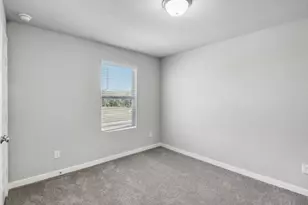 2046 W Darlington Oak Ct, Conroe, TX 77304 - Photo 16