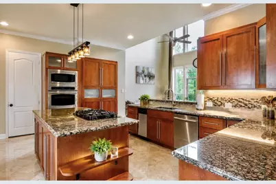5610 Westerham Street, Weston Lakes, TX 77441 - Photo 12