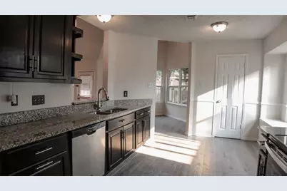 6914 Trail Lake Drive, San Antonio, TX 78244 - Photo 12