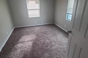 7305 St Augustine St, Houston, TX 77021 - Photo 4