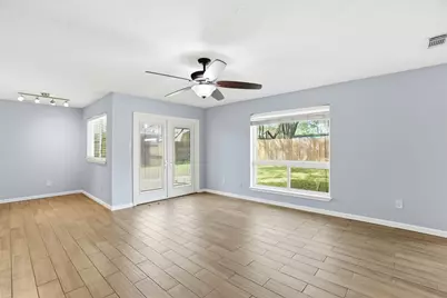 7235 Battle Hills Drive, Houston, TX 77040 - Photo 16