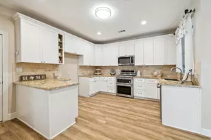 4215 Childress St, Houston, TX 77005 - Photo 12