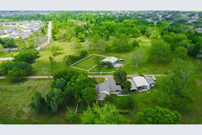 2810 Precinct Line Rd Road, Richmond, TX 77406 - Photo 2