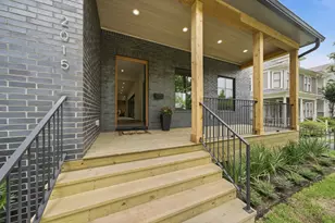 2015 Harvard St, Houston, TX 77008 - Photo 2