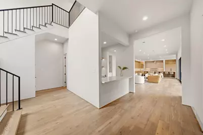 2015 Harvard Street, Houston, TX 77008 - Photo 8