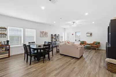 3031 Magnolia Pass Lane, League City, TX 77573 - Photo 6
