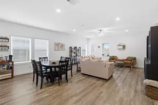 3031 Magnolia Pass Ln, League City, TX 77573 - Photo 6
