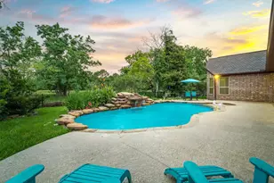 700 Southfield Dr, Friendswood, TX 77546 - Photo 6