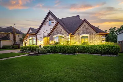 700 Southfield Drive, Friendswood, TX 77546 - Photo 2