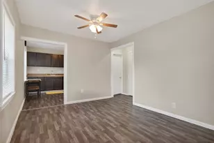 709 Center St, Richmond, TX 77469 - Photo 8
