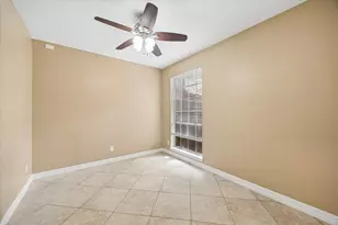9 E Willowwood Ct, The Woodlands, TX 77381 - Photo 6