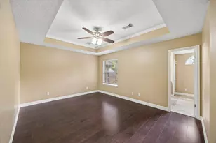 9 E Willowwood Ct, The Woodlands, TX 77381 - Photo 12