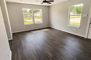 4935 Enyart St, Houston, TX 77021 - Photo 4