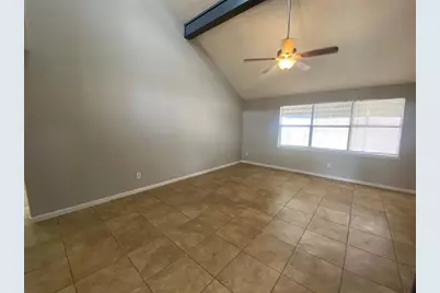 943 Sterling Green Drive S, Channelview, TX 77530 - Photo 4