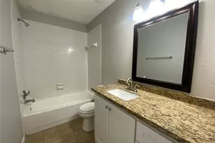 943 Sterling Green Dr S, Channelview, TX 77530 - Photo 16