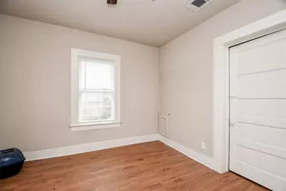 5221 Darling Street, Houston, TX 77007 - Photo 6