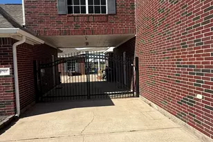 8703 Tumblewood Dr, Beach City, TX 77523 - Photo 8