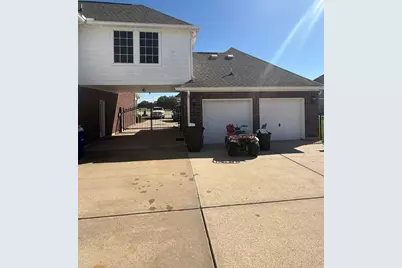 8703 Tumblewood Drive, Beach City, TX 77523 - Photo 6